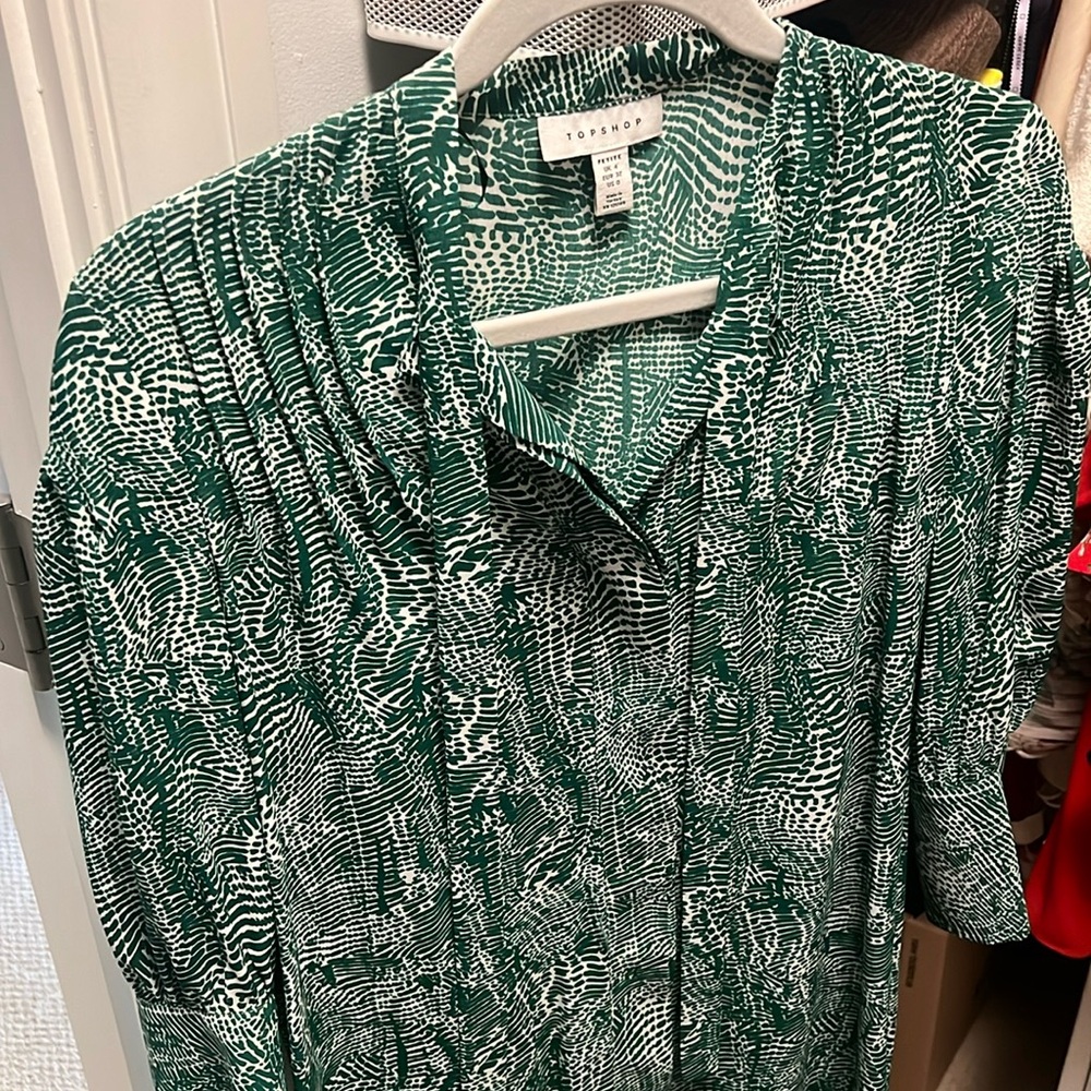 Top shop dress with a belt